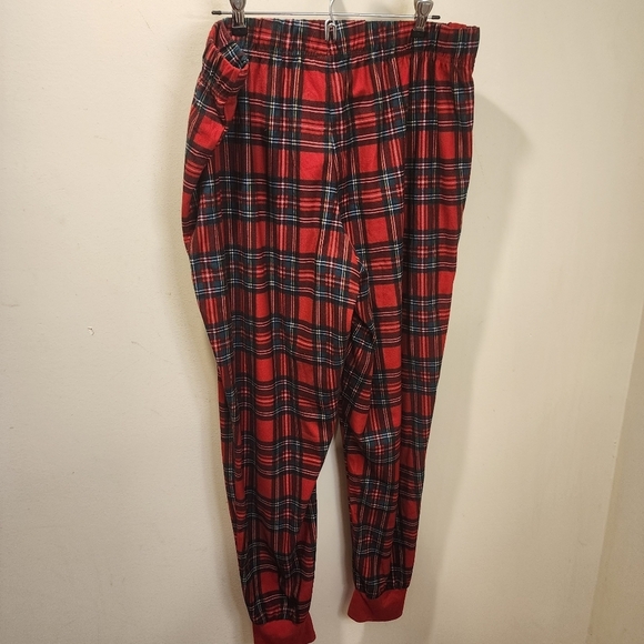 Carisma Christmas Red Plaid pajama pants size XL - Picture 2 of 8